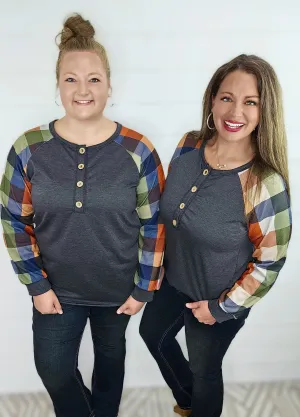 CHARCOAL TOP W/ MULTI COLOR PLAID SLEEVES