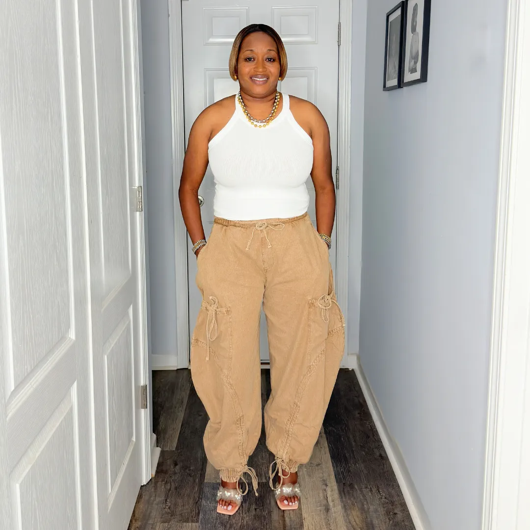 'Falyn' Relaxed Cargo Denim Pants | Brown