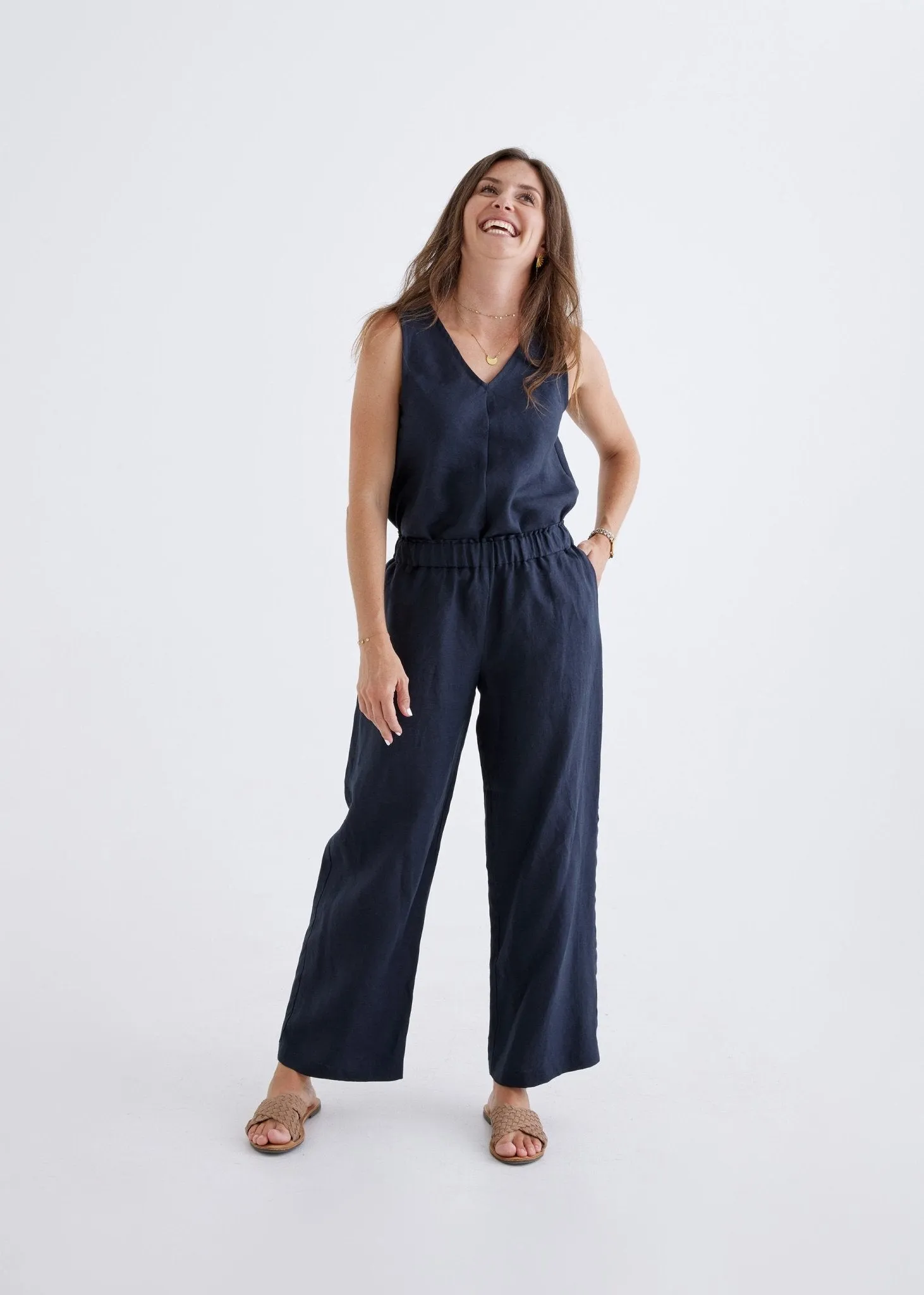 Lana Linen Pants in Navy