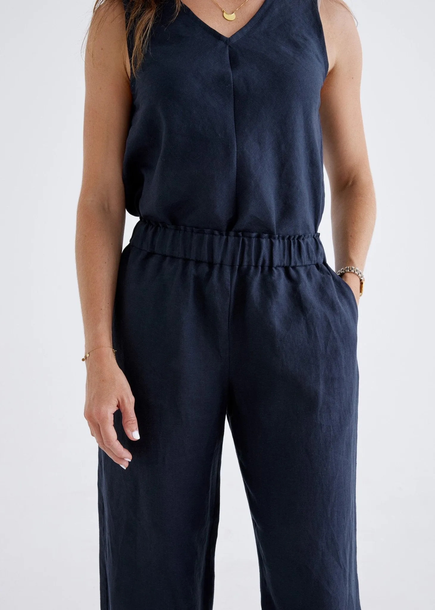 Lana Linen Pants in Navy