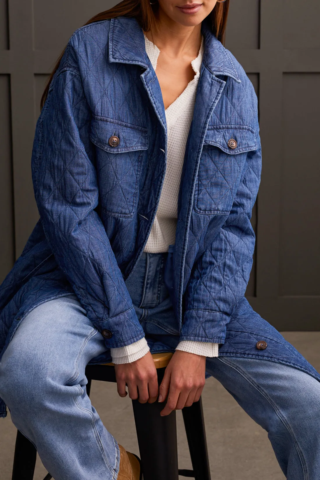 LONG BUTTON FRONT QUILTED JACKET-BLUECHAMBRAY