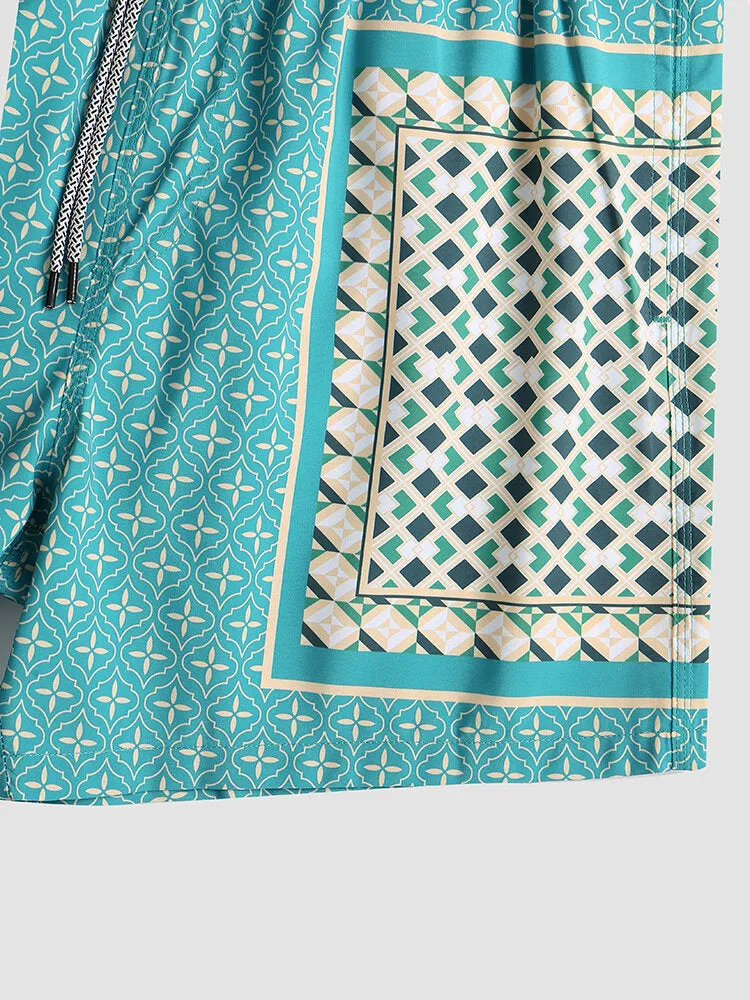 Men's Retro Style Lightweight Print Patchwork Drawstring Board Shorts