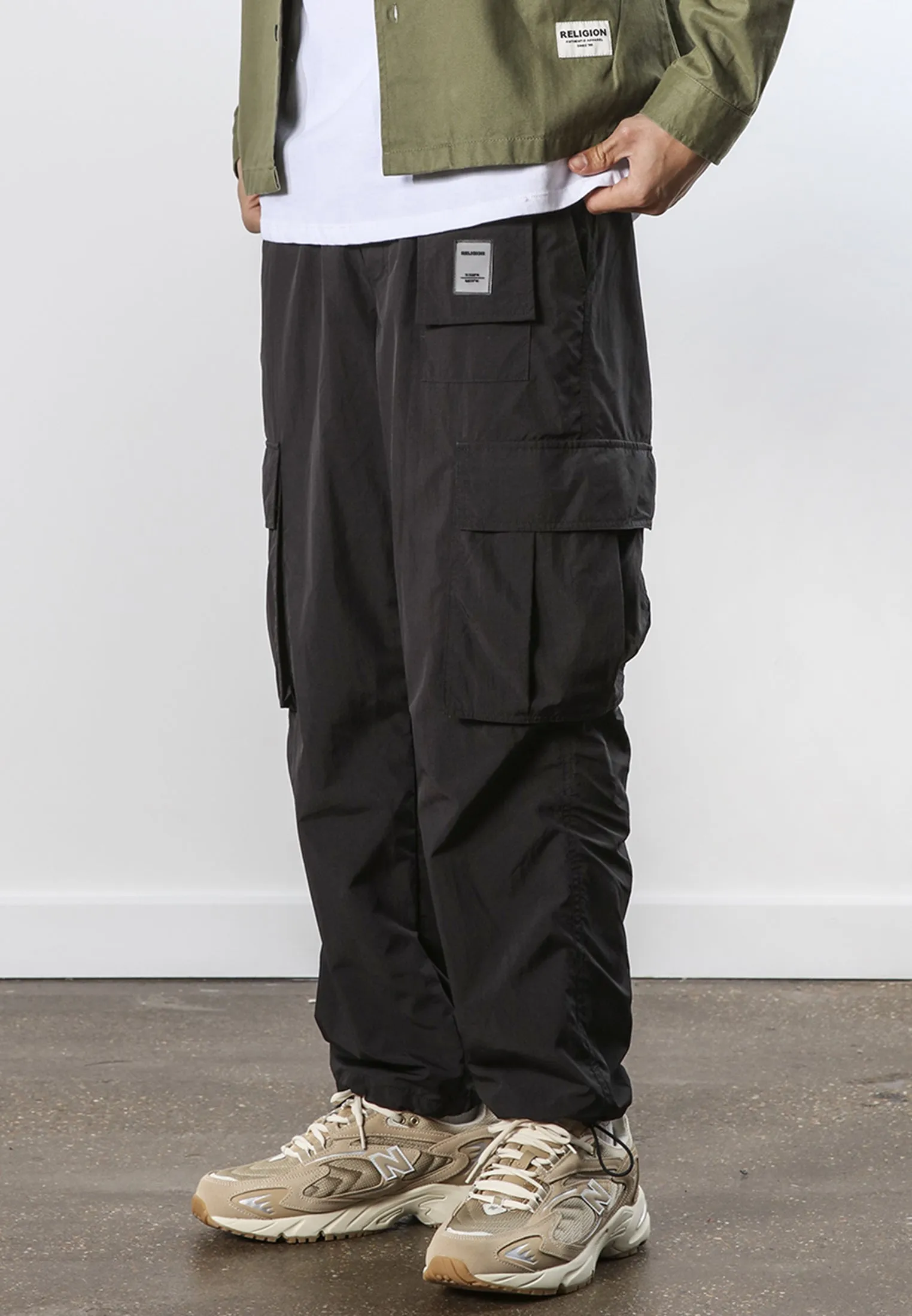 RELAXED NYLON CARGO BLACK
